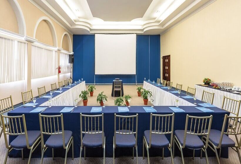 호텔 Mision Xalapa Plaza De Las Convenciones