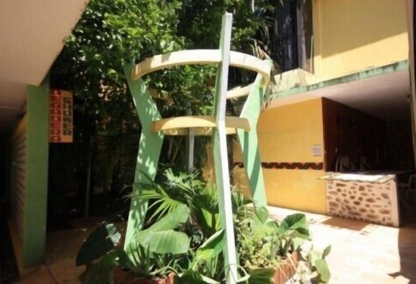 ホテル Palenque Premier