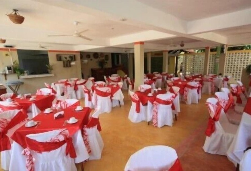 ホテル Palenque Premier