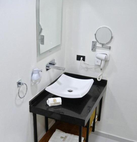 ホテル Palenque Premier