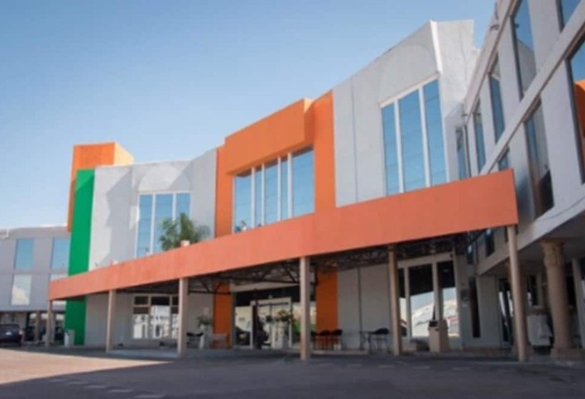 فندق Paraiso Express