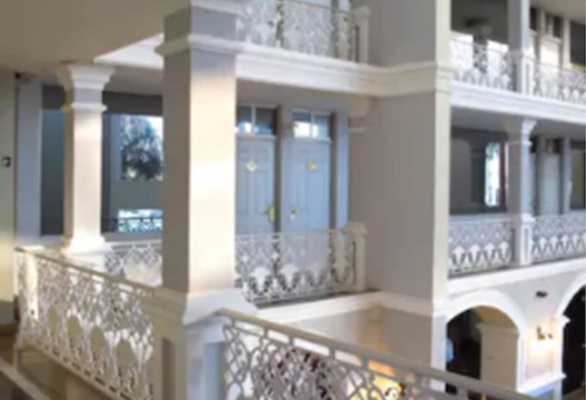 فندق Paraiso Express