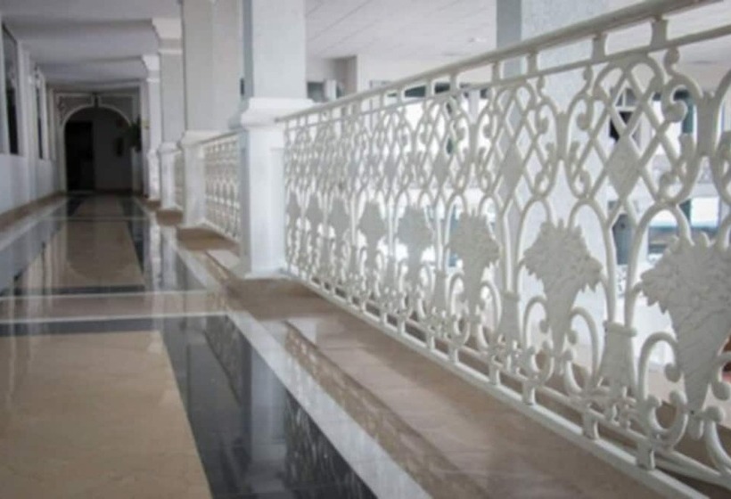 فندق Paraiso Express