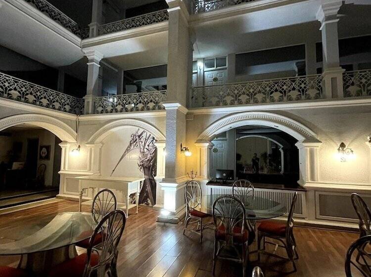 فندق Paraiso Express