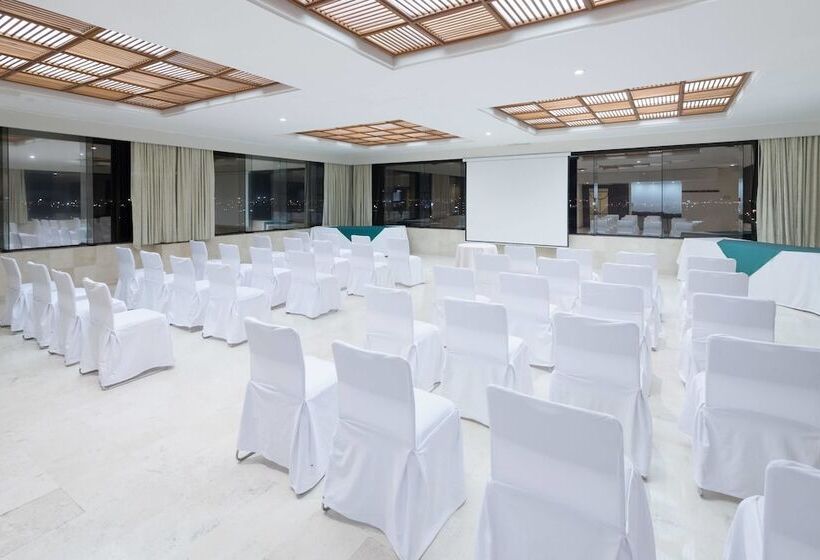 酒店 Ramada Hola Culiacan