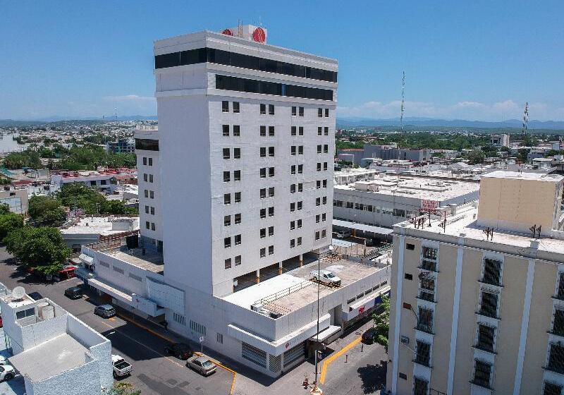 酒店 Ramada Hola Culiacan