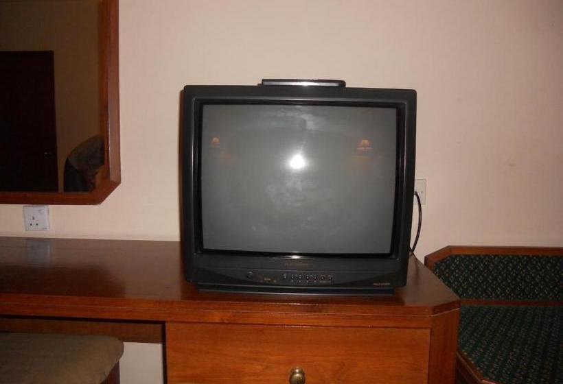 هتل Seasons Of Yangon International Airport