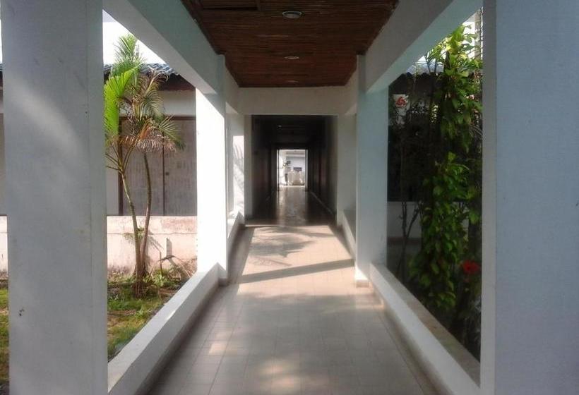 هتل Seasons Of Yangon International Airport