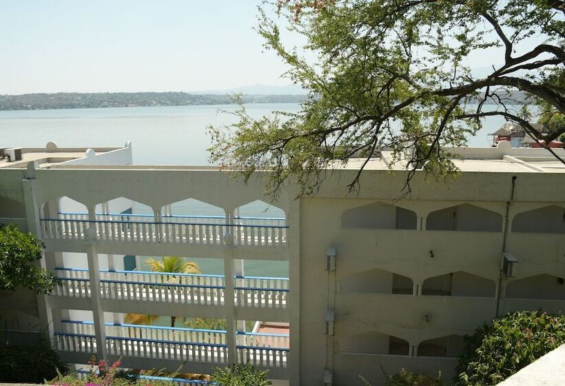 ホテル Villa Bejar Tequesquitengo