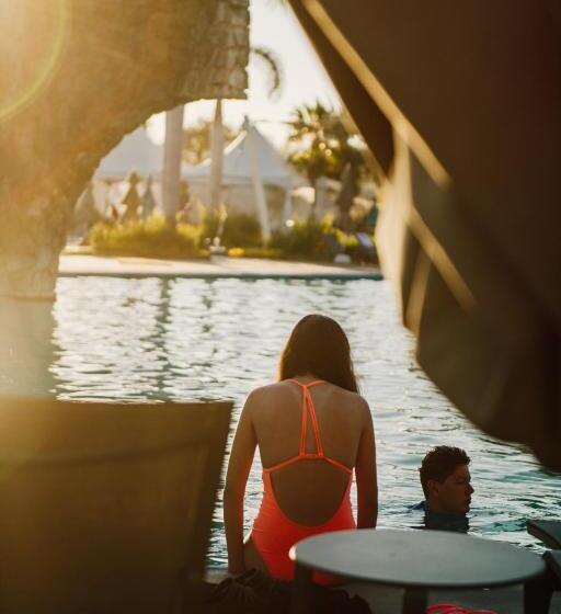 酒店 Parque Acuático La Caldera