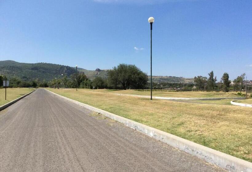 酒店 Parque Acuático La Caldera