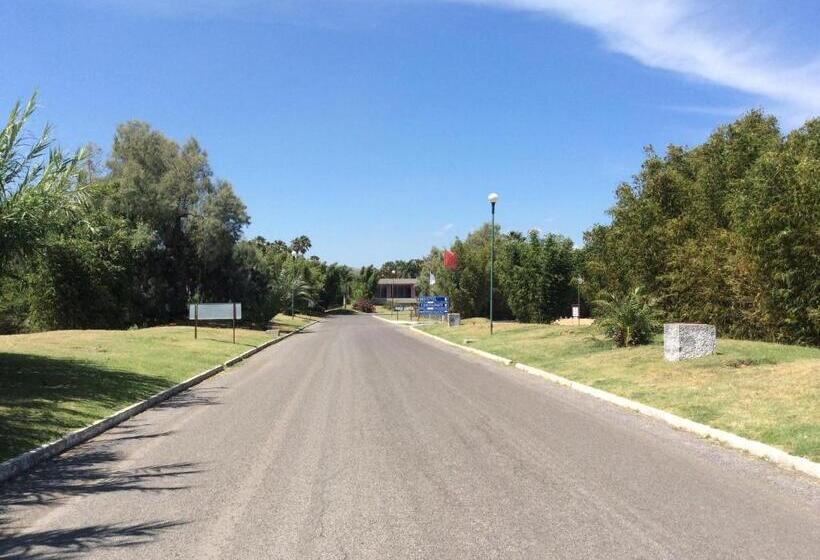 酒店 Parque Acuático La Caldera