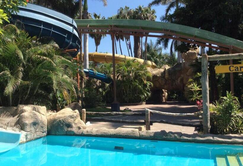 酒店 Parque Acuático La Caldera