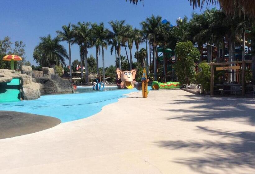 酒店 Parque Acuático La Caldera