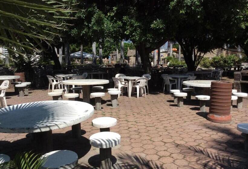 酒店 Parque Acuático La Caldera