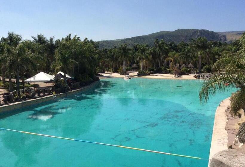 酒店 Parque Acuático La Caldera