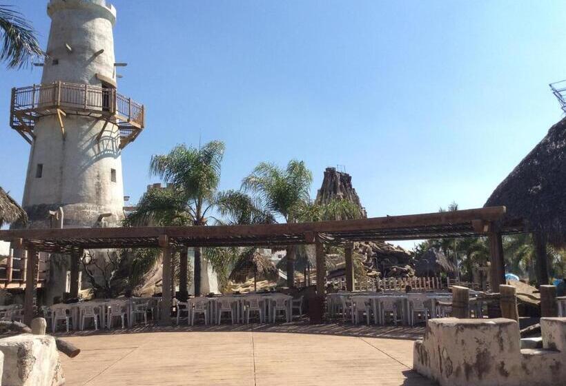 酒店 Parque Acuático La Caldera