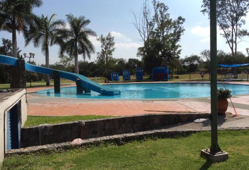 酒店 Parque Acuático La Caldera