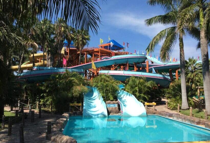 酒店 Parque Acuático La Caldera