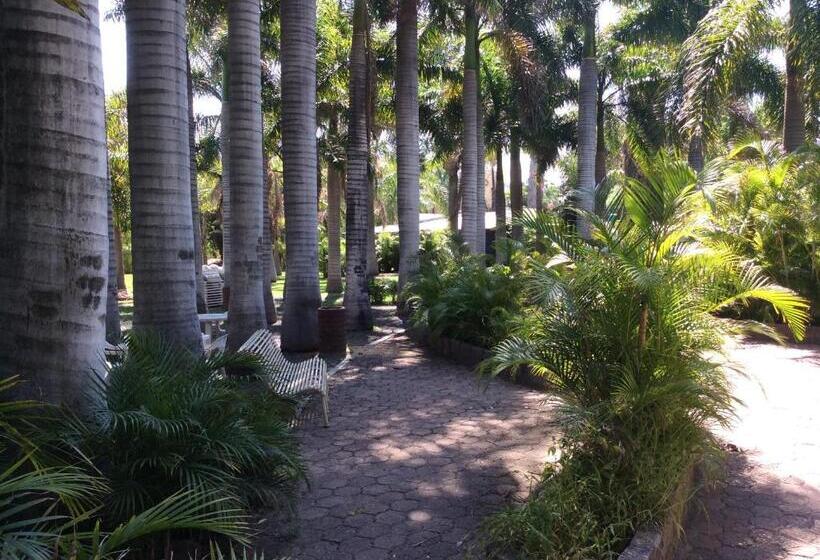 酒店 Parque Acuático La Caldera