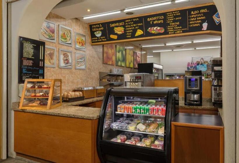 Marina Fiesta Resort & Spa, A La Carte All Inclusive Optional