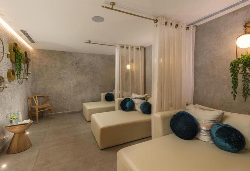 Marina Fiesta Resort & Spa, A La Carte All Inclusive Optional