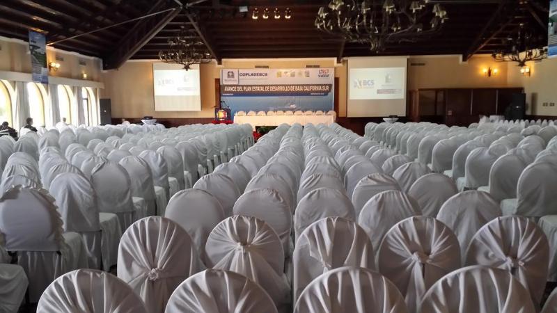 אתר נופש Grand Plaza La Paz  And Suites