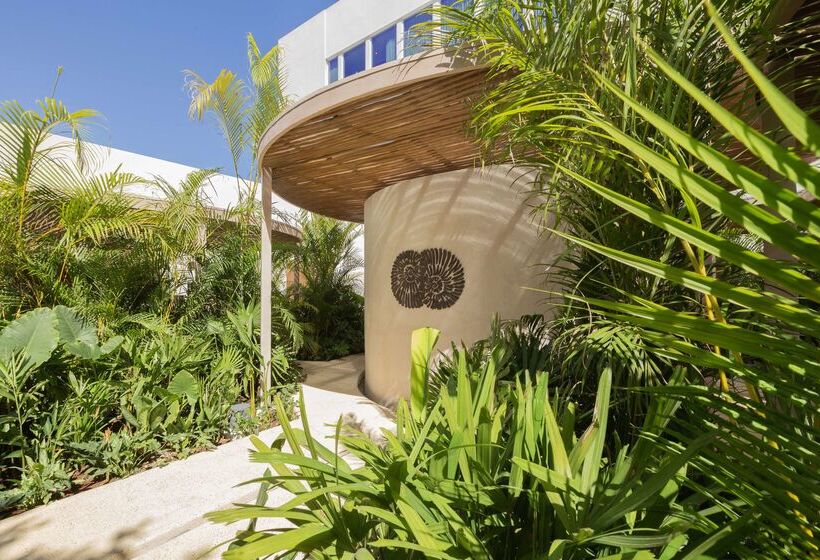 Курорт Hilton Cancun Mar Caribe