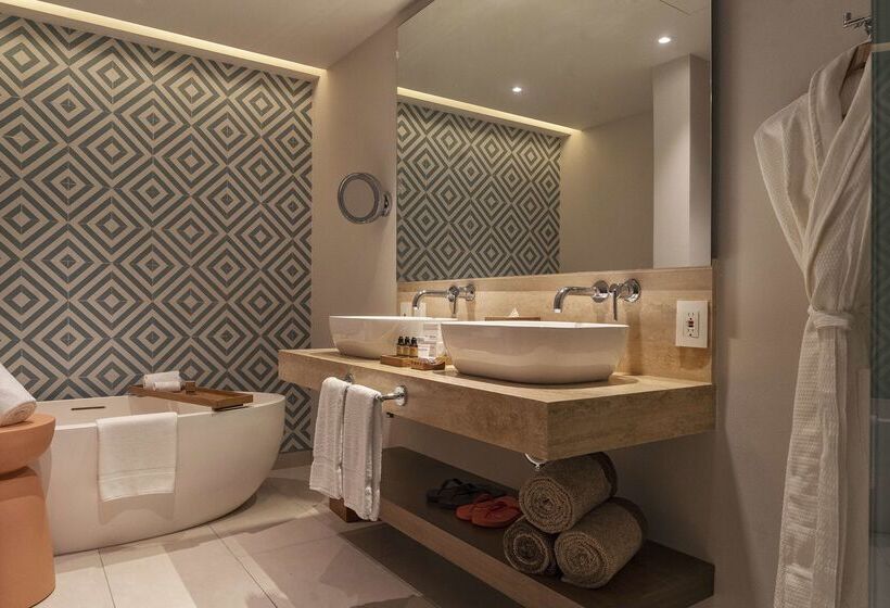 Курорт Hilton Cancun Mar Caribe