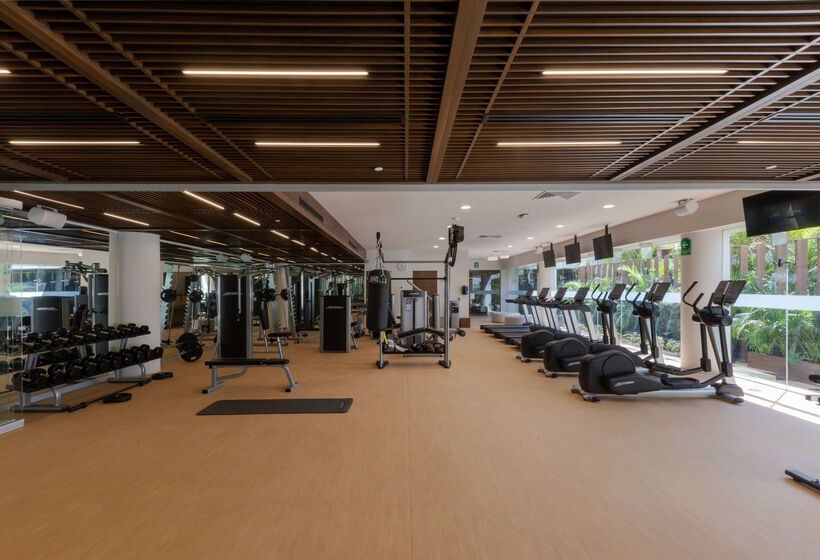 استراحتگاه Hilton Cancun Mar Caribe