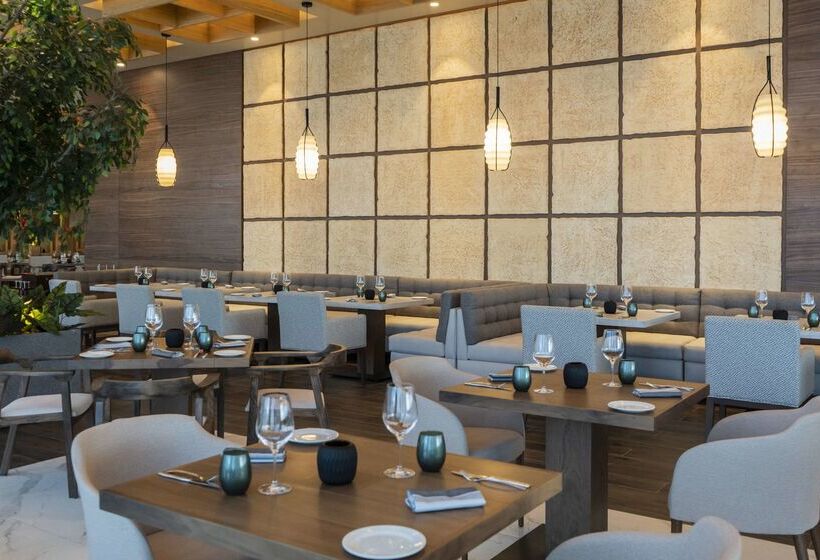 استراحتگاه Hilton Cancun Mar Caribe