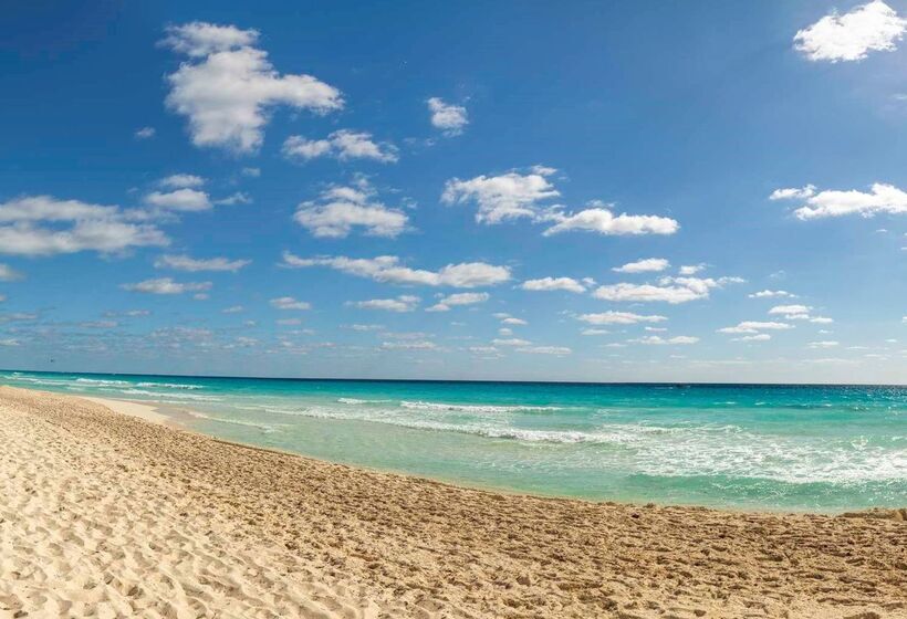Курорт Hilton Cancun Mar Caribe