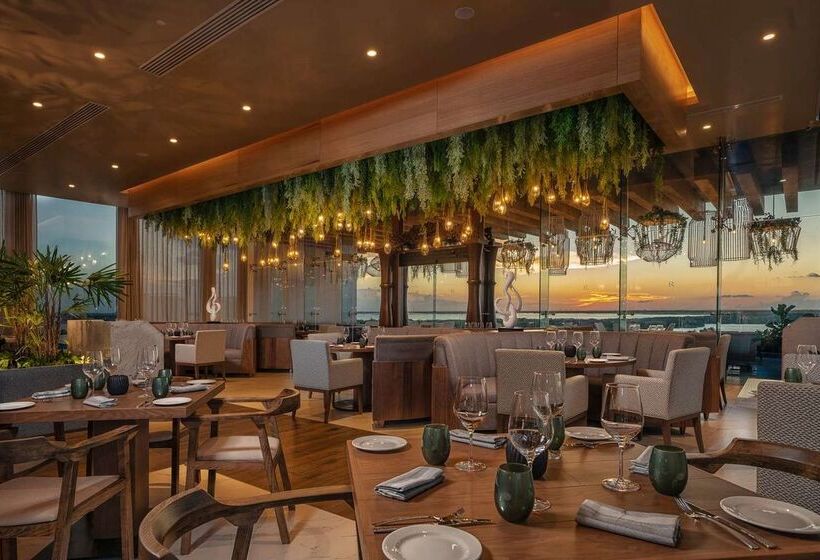 Курорт Hilton Cancun Mar Caribe