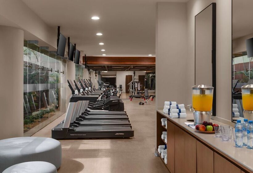استراحتگاه Hilton Cancun Mar Caribe