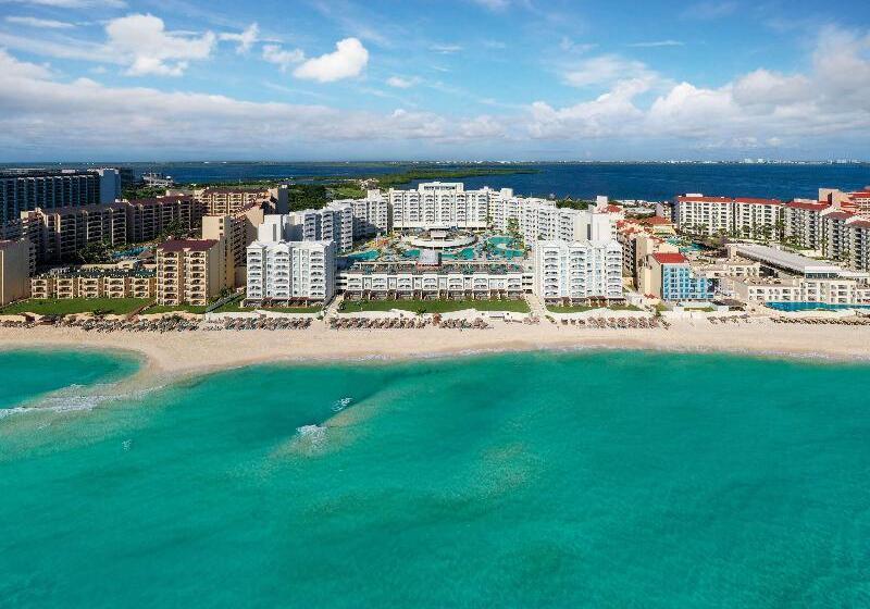 استراحتگاه Hilton Cancun Mar Caribe