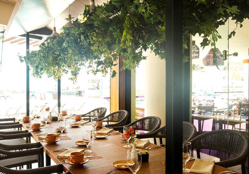 Курорт Hilton Cancun Mar Caribe