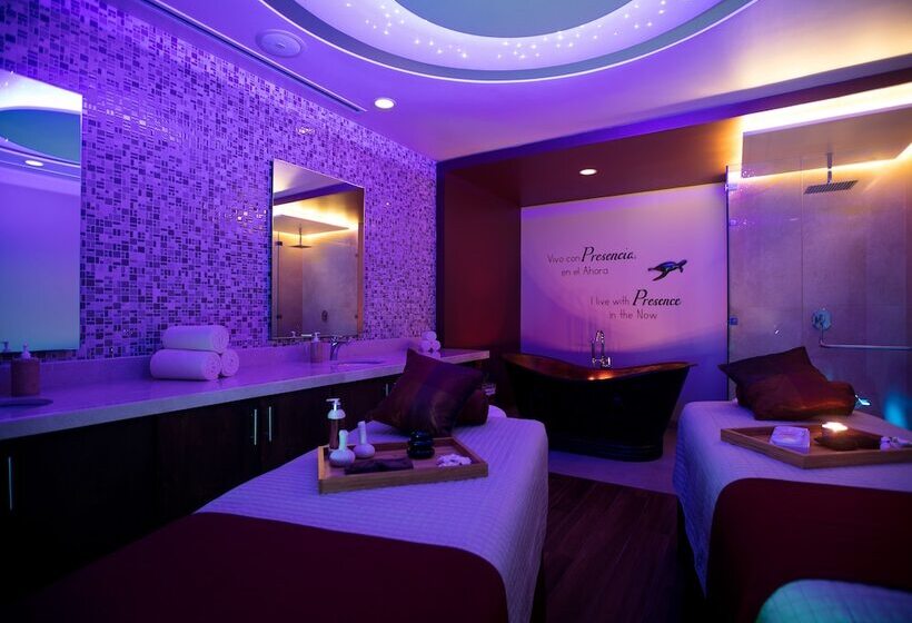 אתר נופש Paradise Village