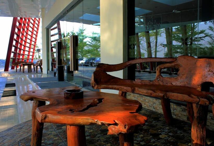 Kyriad Arra Hotel Cepu