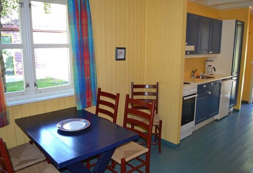 הוסטל Lærdal Ferie  Og Fritidspark