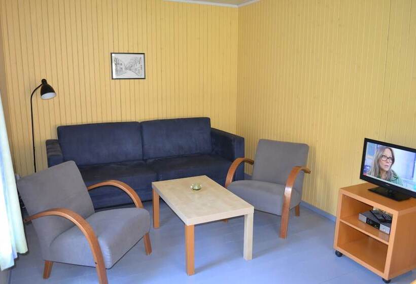 הוסטל Lærdal Ferie  Og Fritidspark