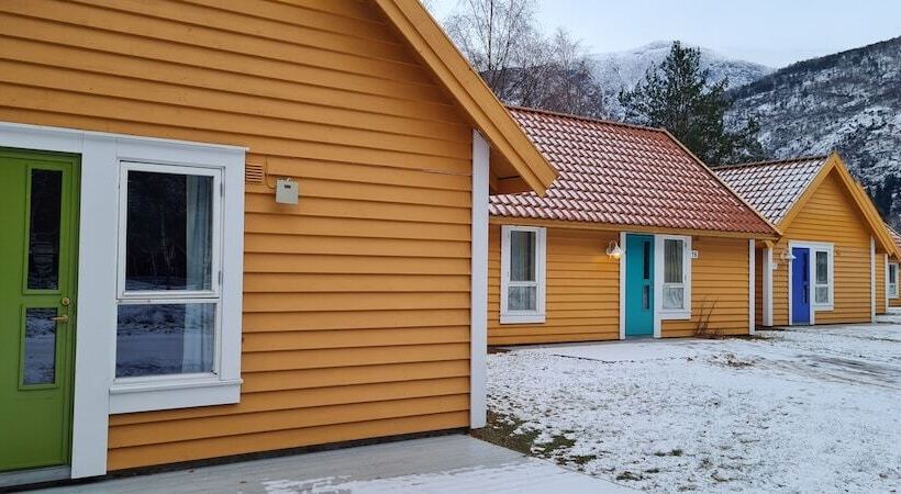הוסטל Lærdal Ferie  Og Fritidspark
