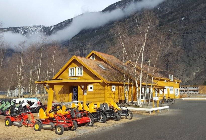 הוסטל Lærdal Ferie  Og Fritidspark
