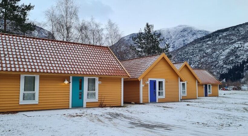 הוסטל Lærdal Ferie  Og Fritidspark