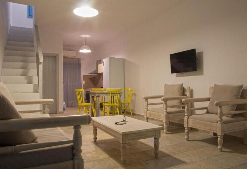 Almyra Guesthouses