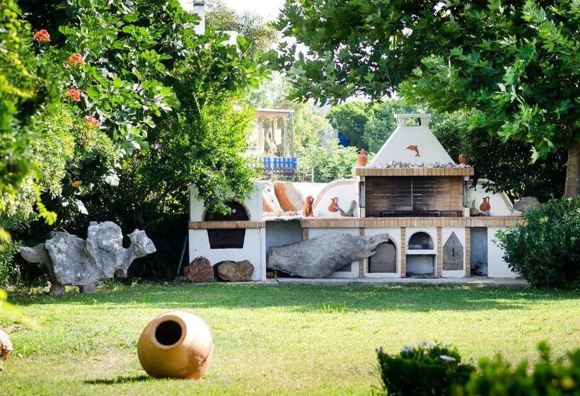 Anemonisia Deluxe Apartments & Mesonettes