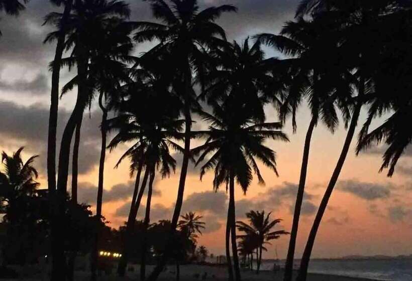 Bada Hostel & Kite School