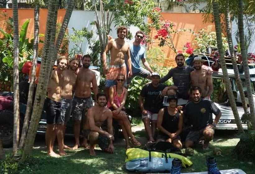 Bada Hostel & Kite School