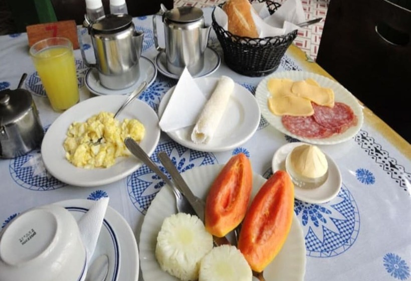 Bada Hostel & Kite School