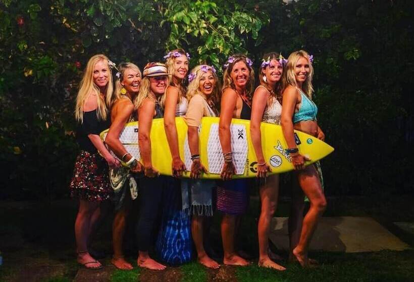 Bada Hostel & Kite School