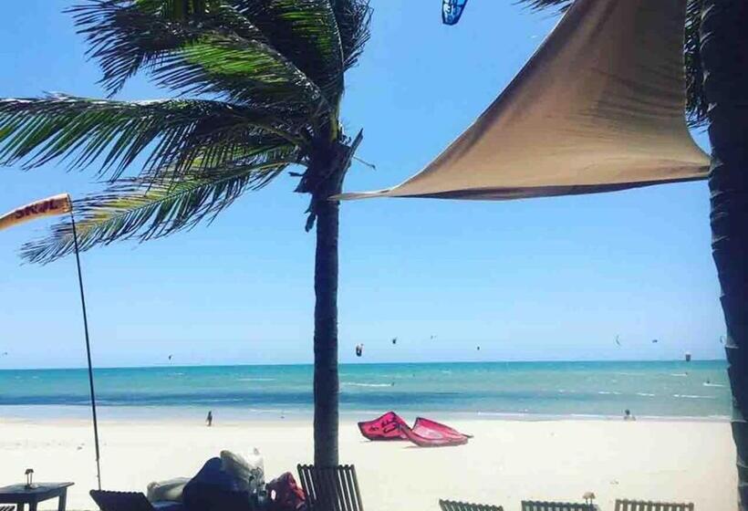 Bada Hostel & Kite School